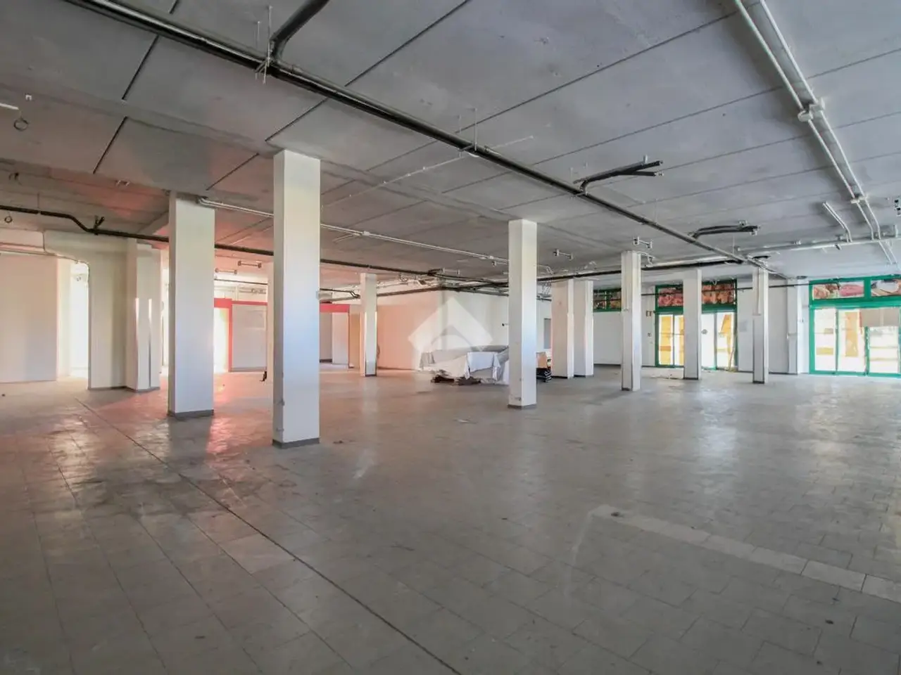 Ufficio in Via Don P. Mazzolari, Casalgrande, {3} - Foto 1