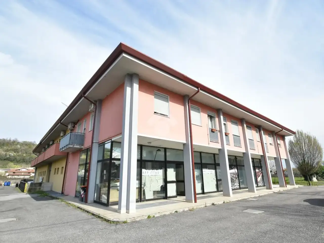 Negozio in Via Savaian 8, Cormons, {3} - Foto 2