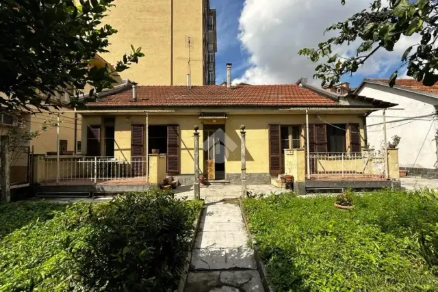 Casa indipendente in Strada Comunale di Mirafiori 40, Torino - Foto 1