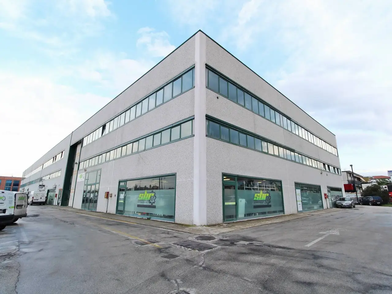 Capannone in Via del Lavoro 22, San Benedetto Del Tronto, {3} - Foto 1