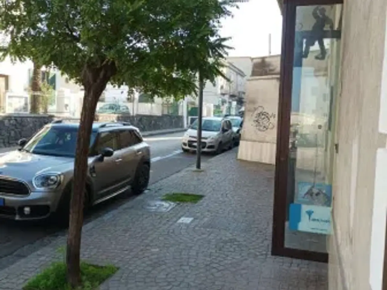 Negozio in Via Antonio d'Auria, Sant'Anastasia, {3} - Foto 1