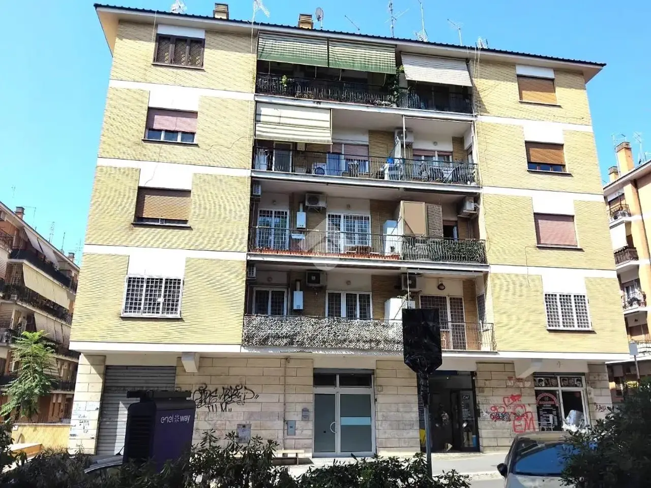 Negozio in Piazza Piero Puricelli 15, Roma, {3} - Foto 2