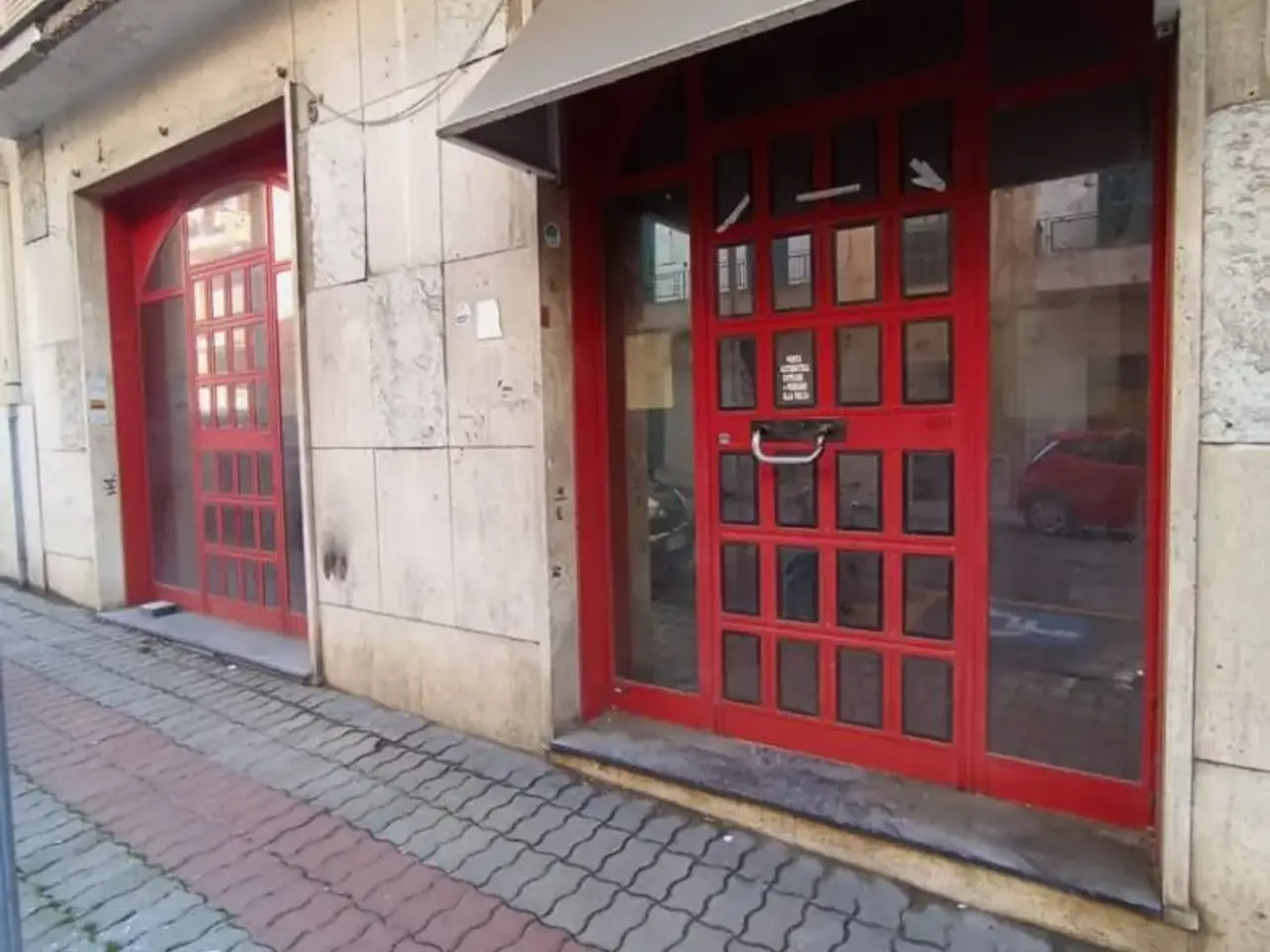 Locale commerciale in Via Benci E Gatti, Civitavecchia, Civitavecchia, {3} - Foto 1