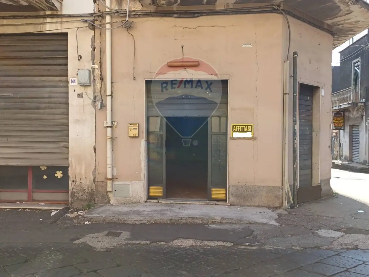 Negozio in Via Nazionale 146, Acireale, {3} - Foto 1