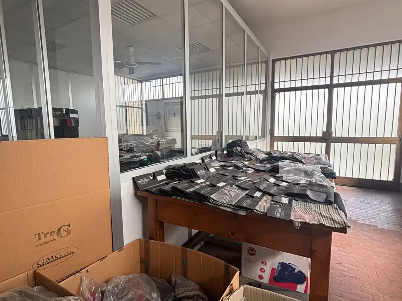 Capannone in Via Provinciale Statale  438, Agliana, {3} - Foto 2