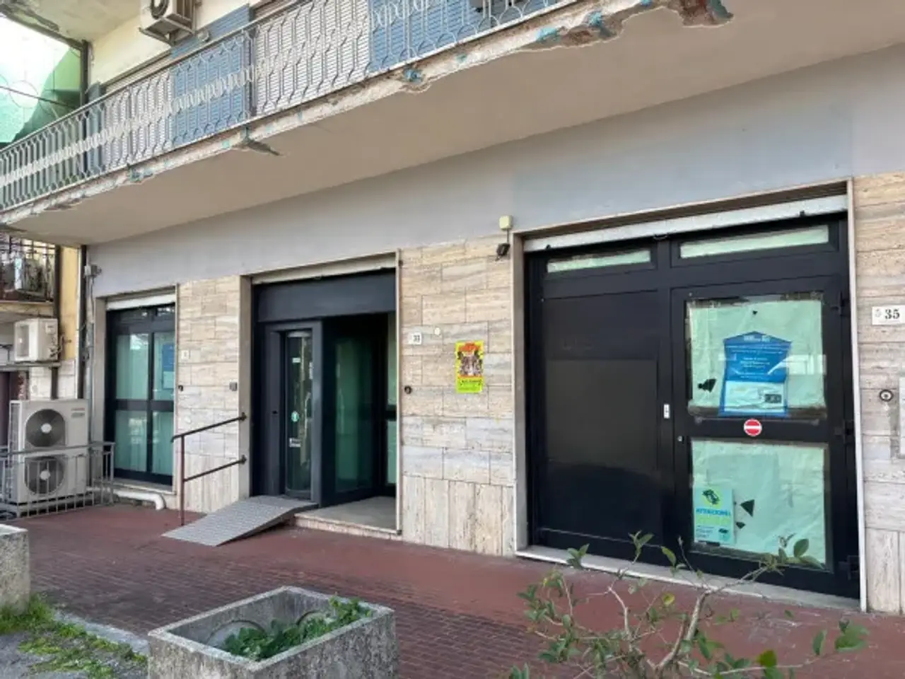 Negozio in Viale Risorgimento 27, Piedimonte San Germano, {3} - Foto 1