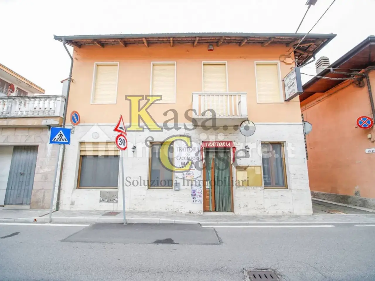 Ristorante in Via Garibaldi N. 74, Mazze', {3} - Foto 1