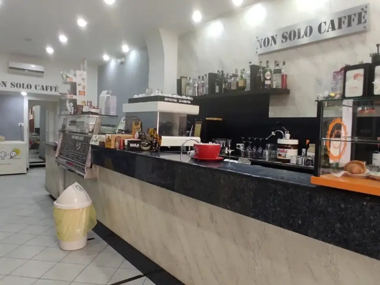 Bar in Via Verzellino, Savona, {3} - Foto 2