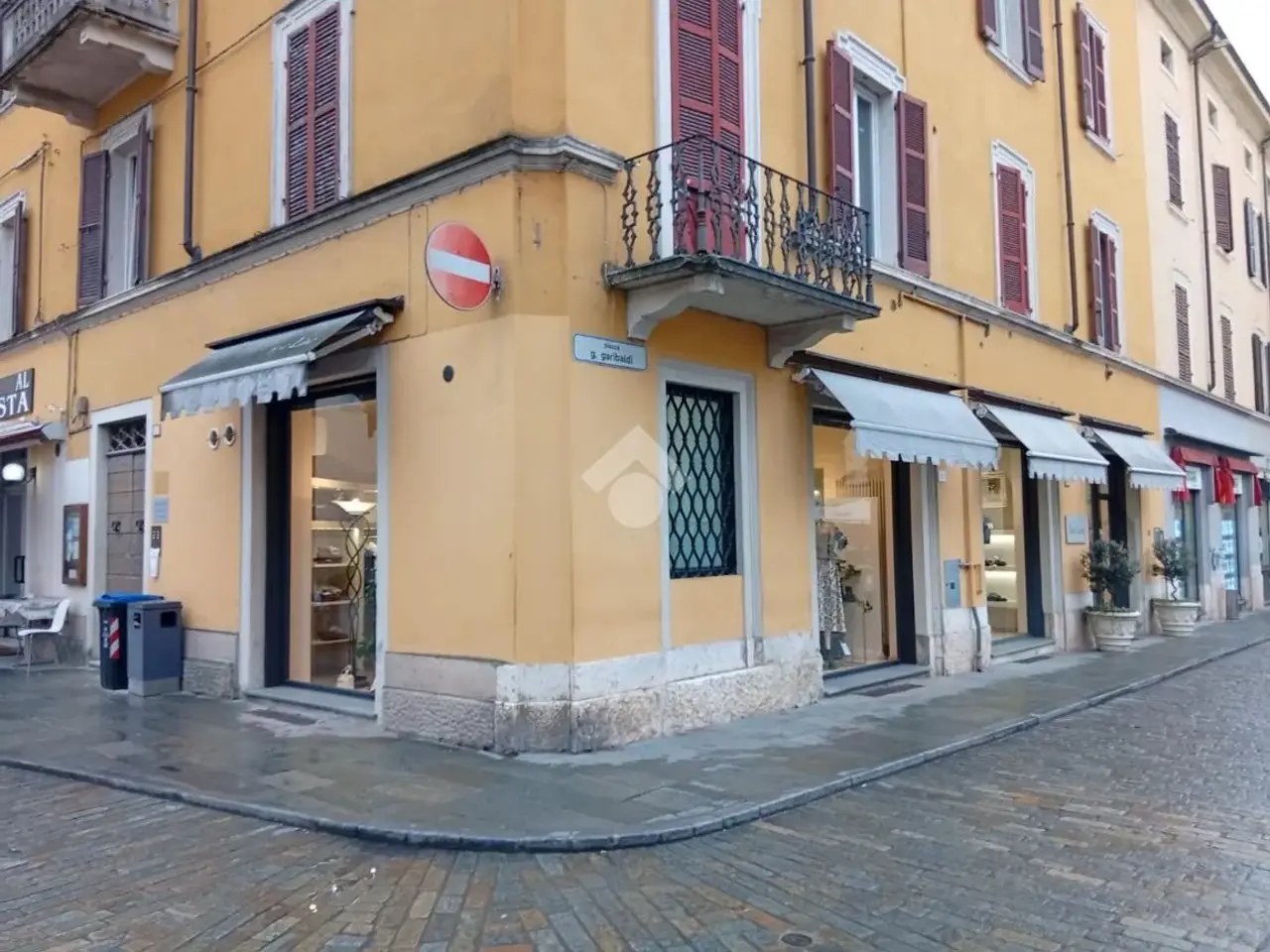 Negozio in Piazza Giuseppe Garibaldi 1, Langhirano, {3} - Foto 1