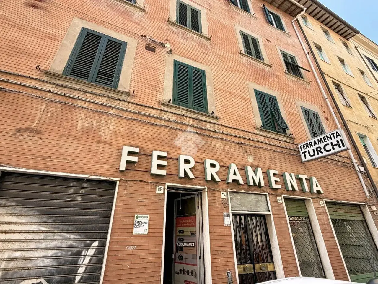 Negozio in Borgo dei Cappuccini 110, Livorno, {3} - Foto 1