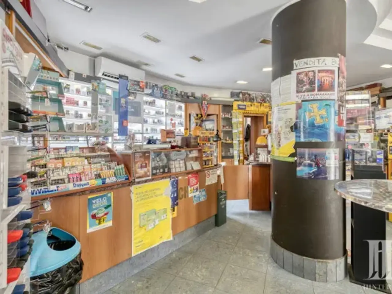Tabaccheria in Via Genuzio Bentini 59/d, Bologna, {3} - Foto 1
