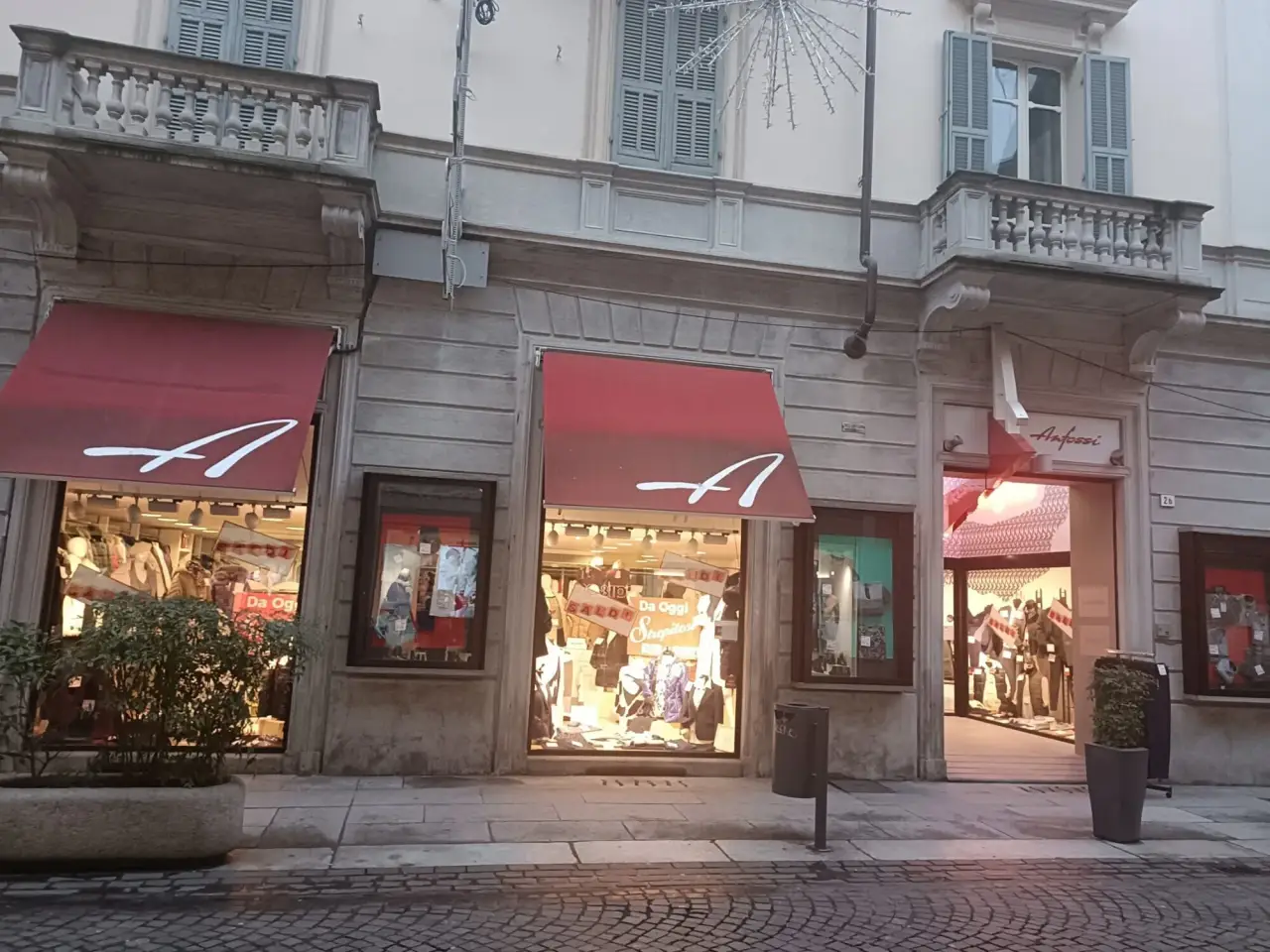 Negozio in Via San Lorenzo 26, Alessandria, {3} - Foto 1