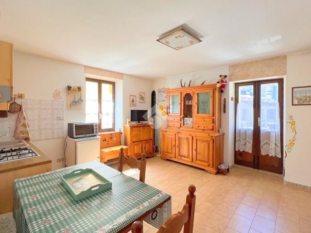 One-room flat in Via G. F. Medail 100, Bardonecchia - Photo 1