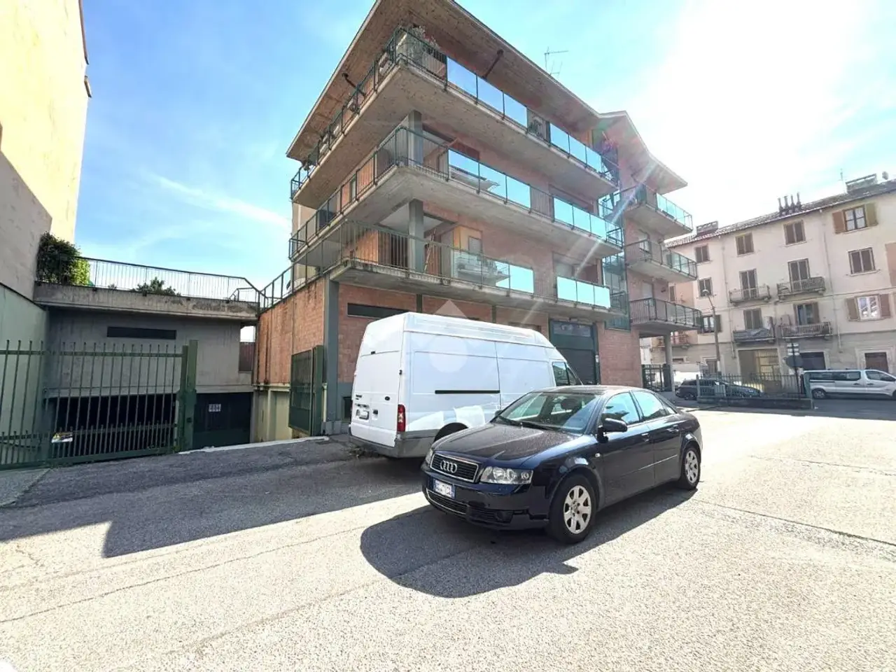 Magazzino in Via Gubbio 101, Torino, {3} - Foto 2