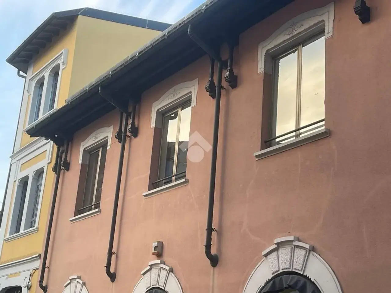 Ufficio in Via Giuseppe Verdi 12, Legnano, {3} - Foto 2