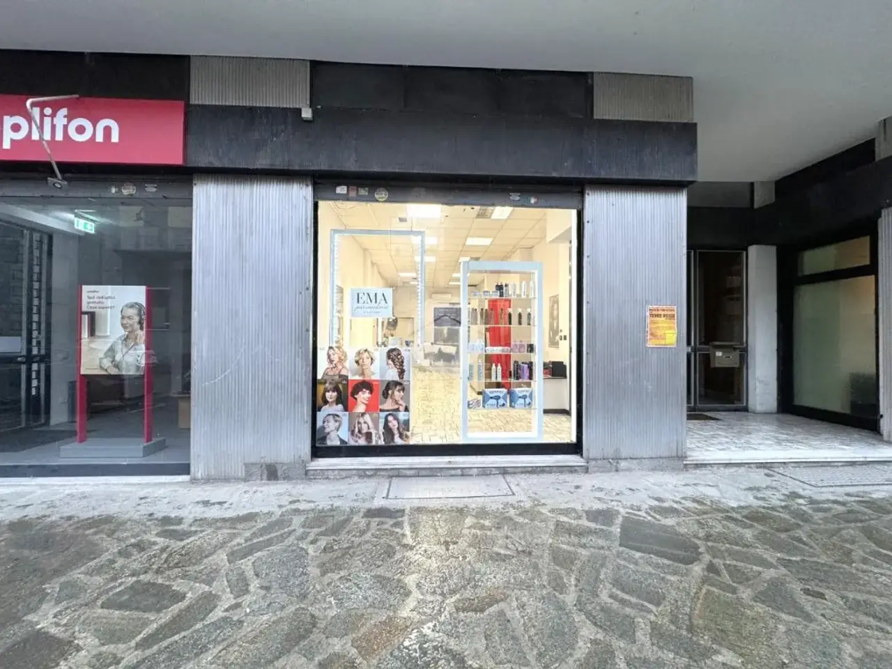 Negozio in Via Educ Pasquale 50, Castellamonte, {3} - Foto 1