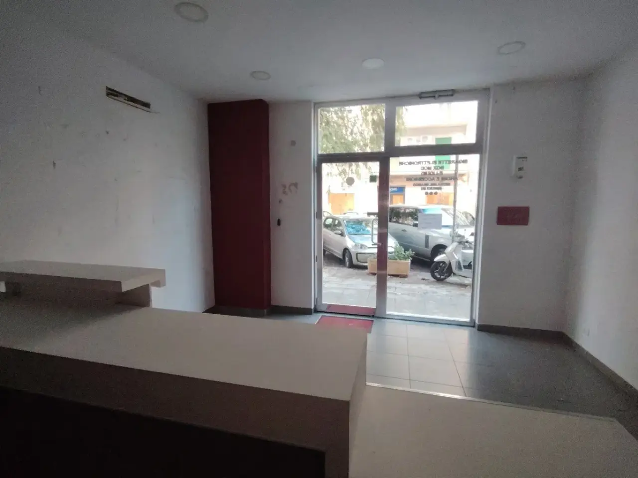 Negozio in Via Alfieri  28, Palermo, {3} - Foto 1