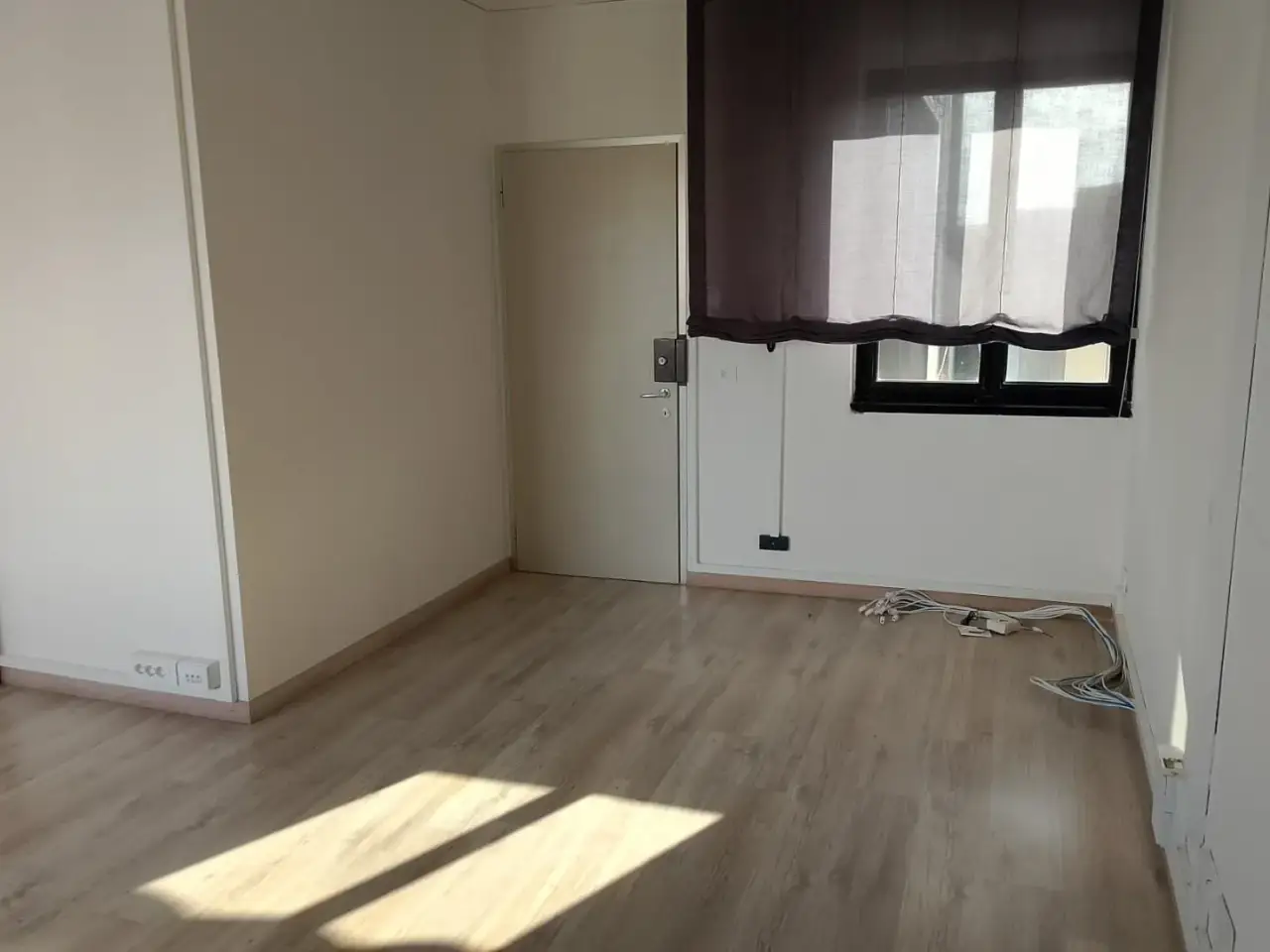 Ufficio in Palmiro Togliatti 50059, Vinci, {3} - Foto 2