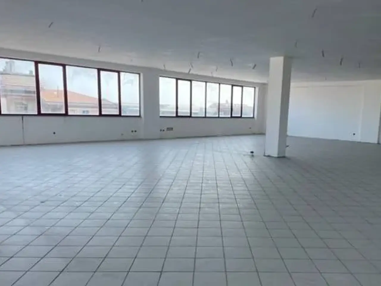 Negozio in Via Pasubio, San Benedetto Del Tronto, {3} - Foto 1