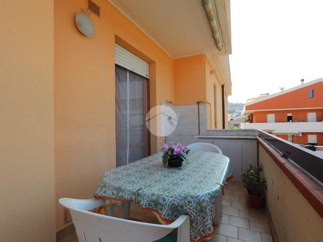 3-room flat in Via Raffaele Paolucci 4, Tortoreto - Photo 1