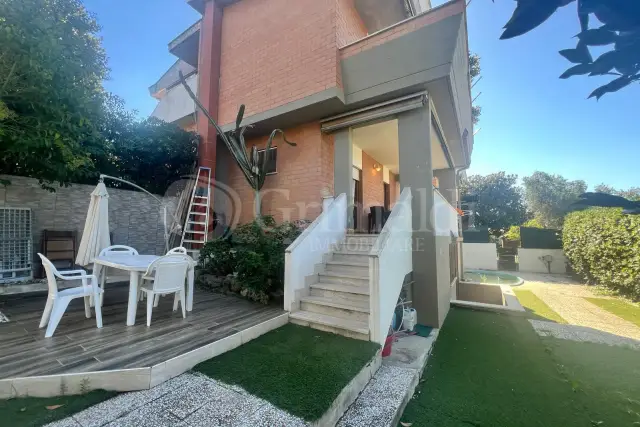 Terraced house in Via delle Ninfe 16, Anzio - Photo 1