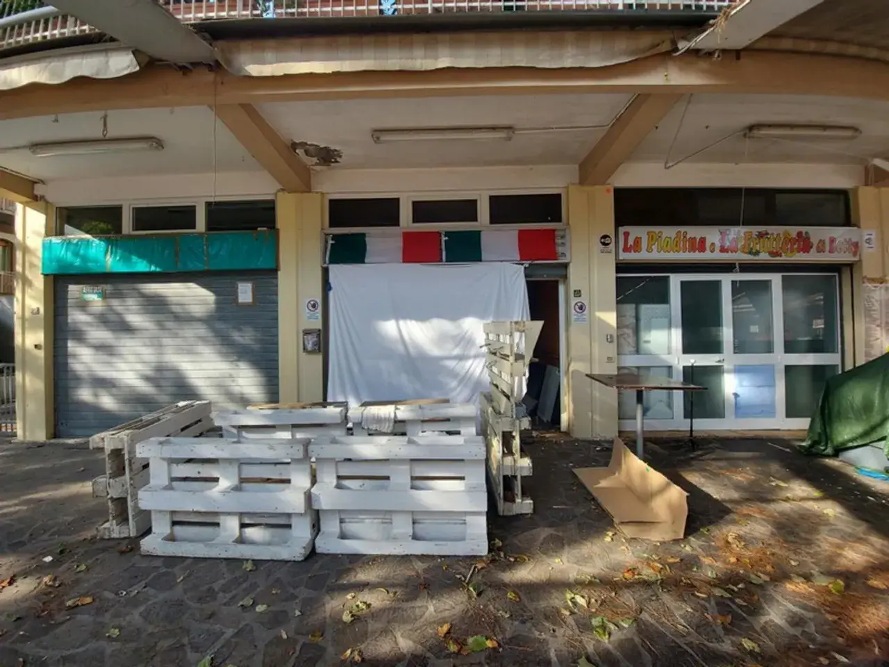 Negozio in Via III Traversa, N. 25/a, Cervia, {3} - Foto 1