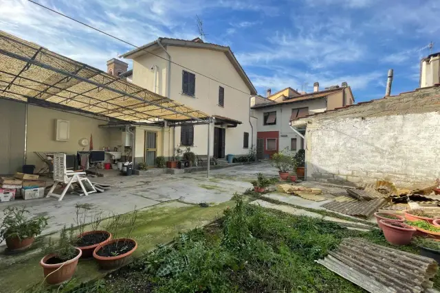 Einfamilienhaus in Via Giulio Braga 15p, Prato - Foto 1