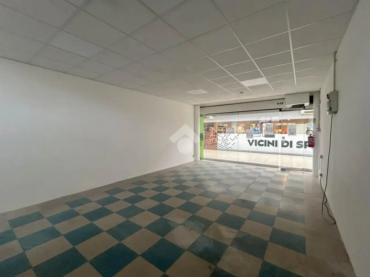 Negozio in Via Passirano 20, Vimercate, {3} - Foto 1
