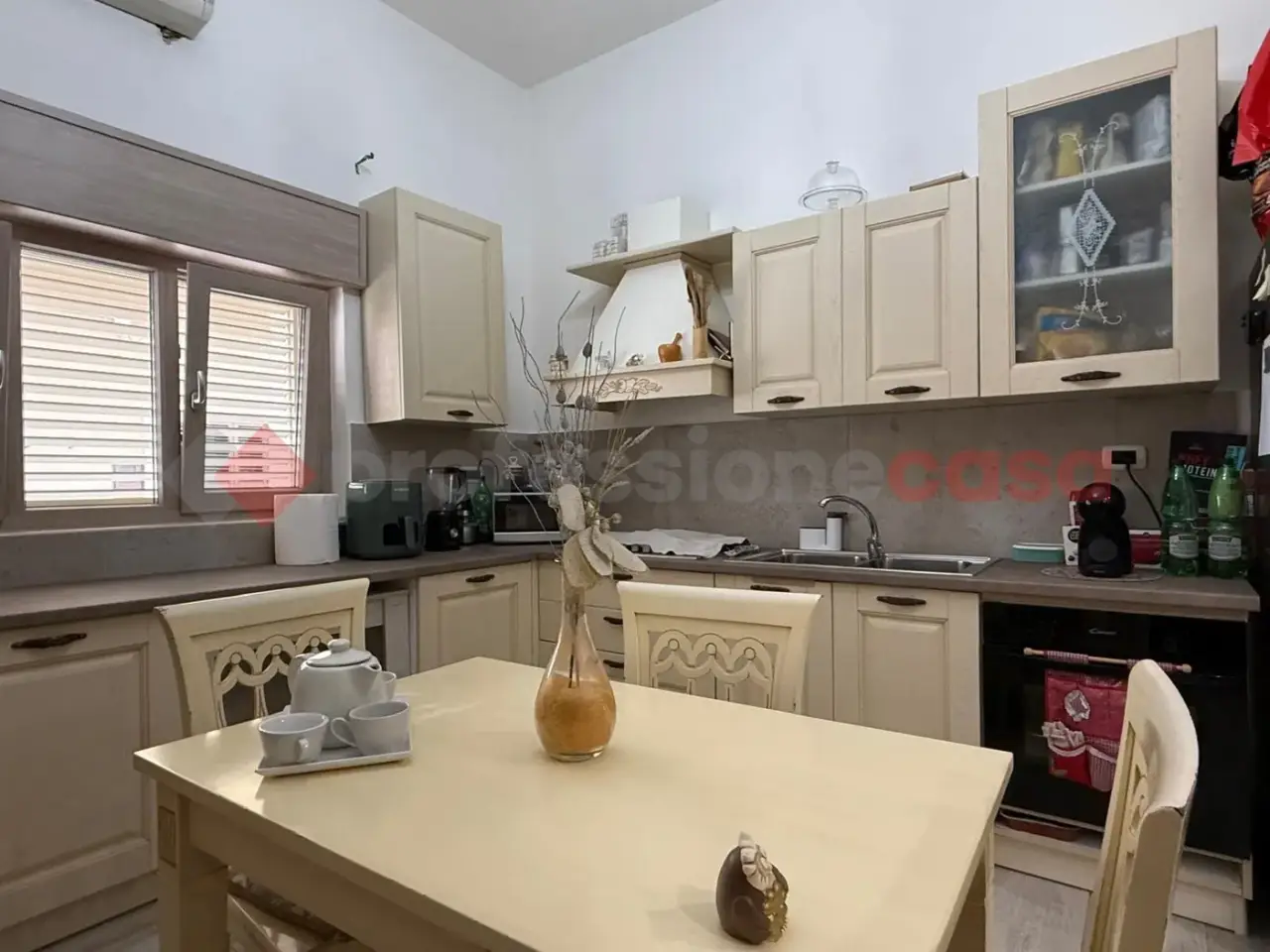 Palazzina commerciale in Via Galileo Galilei  124, Sava, {3} - Foto 2