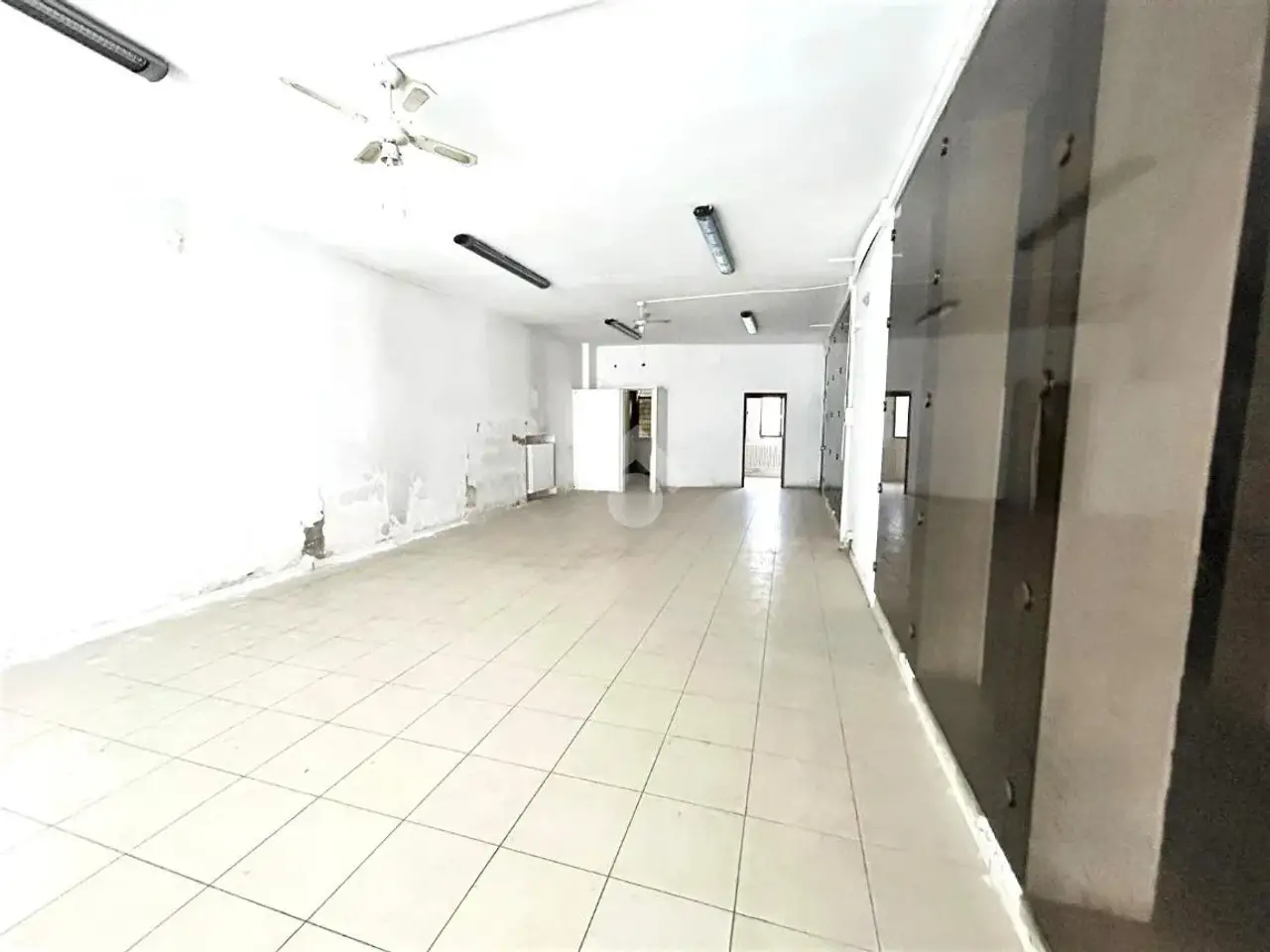 Negozio in Via Giotto 27, Padova, {3} - Foto 1