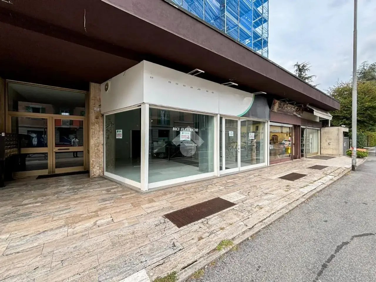 Negozio in Via Luigi Cadorna 37, Crema, {3} - Foto 1