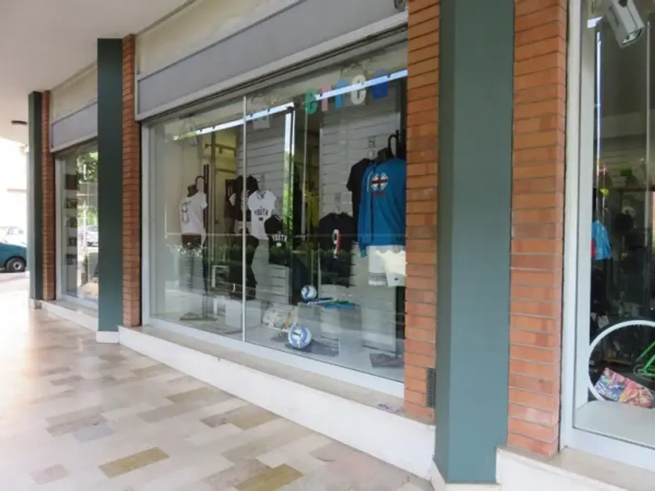 Negozio in Via Tancredi Galimberti, Biella, {3} - Foto 2