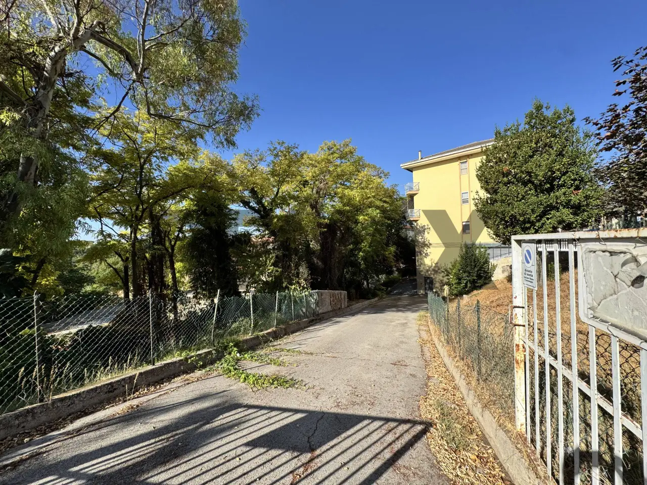 Magazzino in Via Gesi Sn, Santa Maria Imbaro, {3} - Foto 1