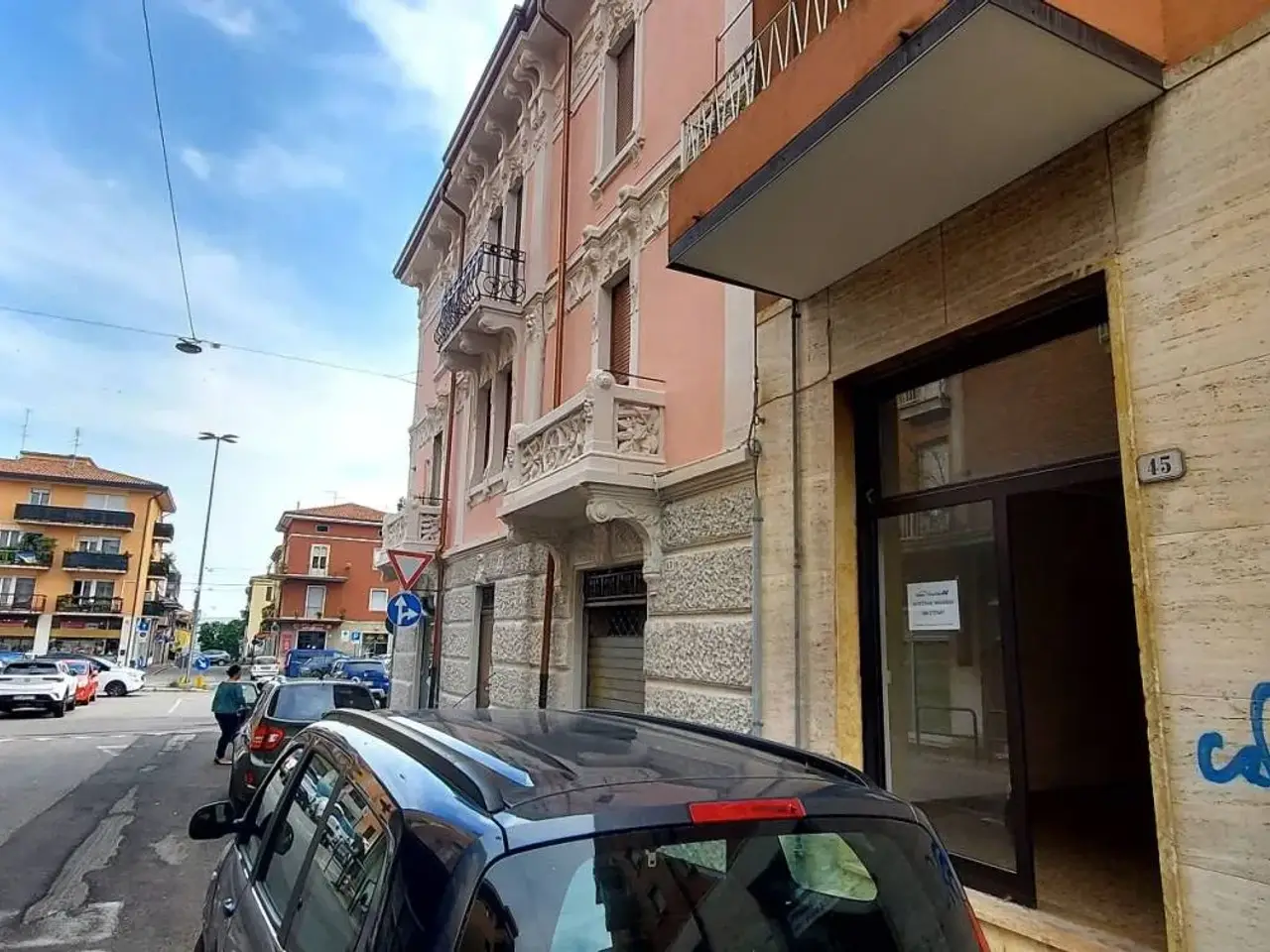 Negozio in Via Antonio Cesari, Verona, {3} - Foto 1
