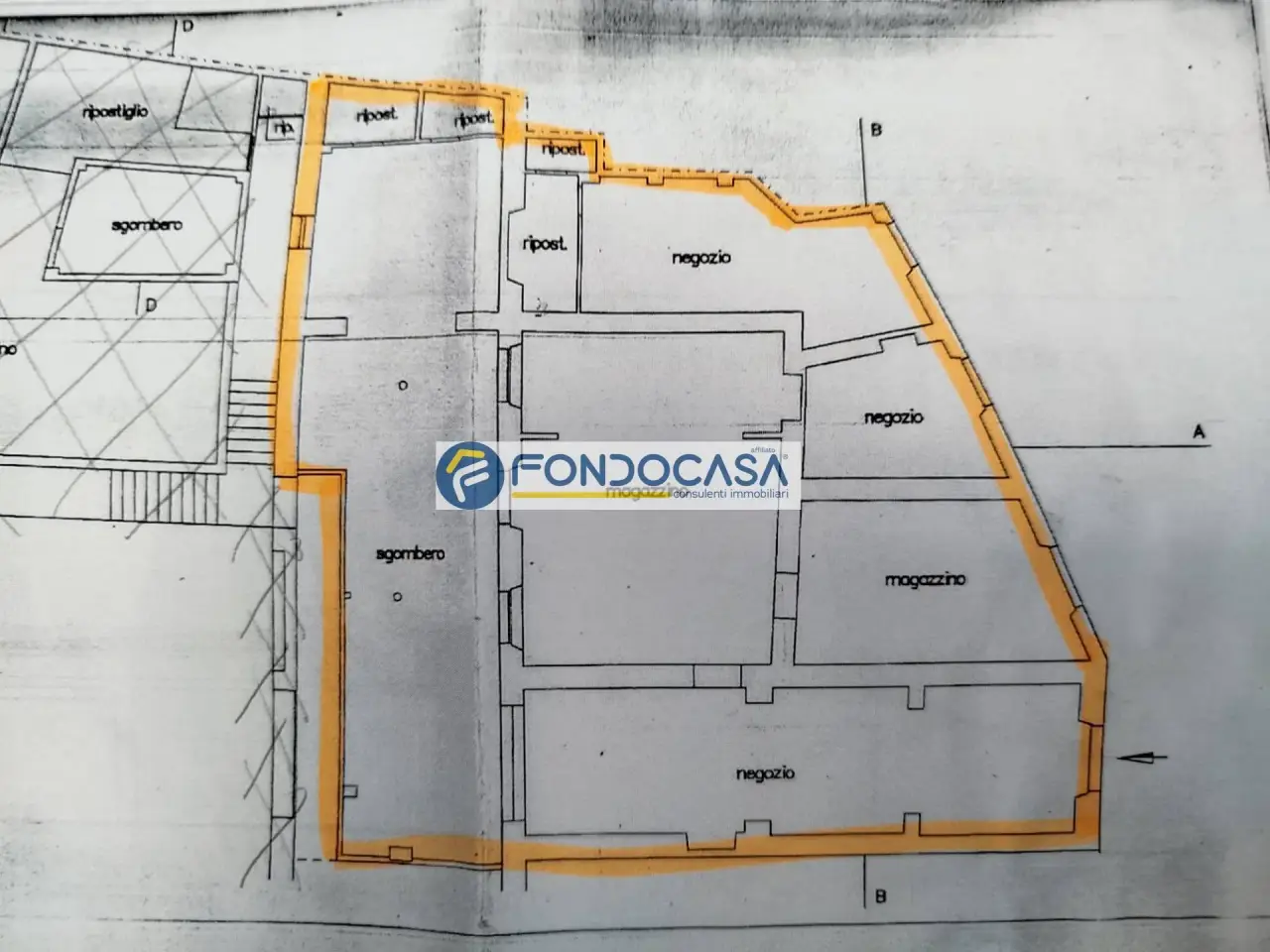 Esercizio commerciale in Via Guglielmo Marconi, Seravezza, {3} - Planimetria 1
