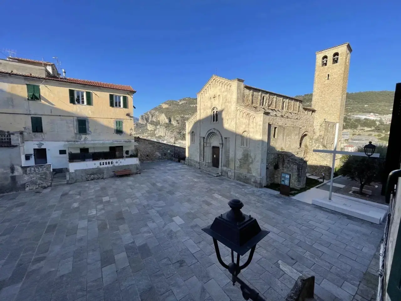 Magazzino in , Ventimiglia, {3} - Foto 1