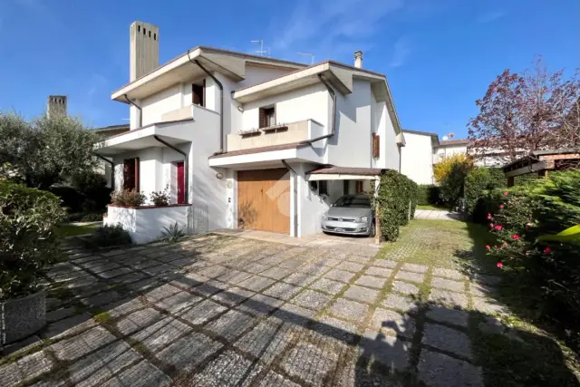 Villa in Via Fiandre 13, Padova - Foto 1