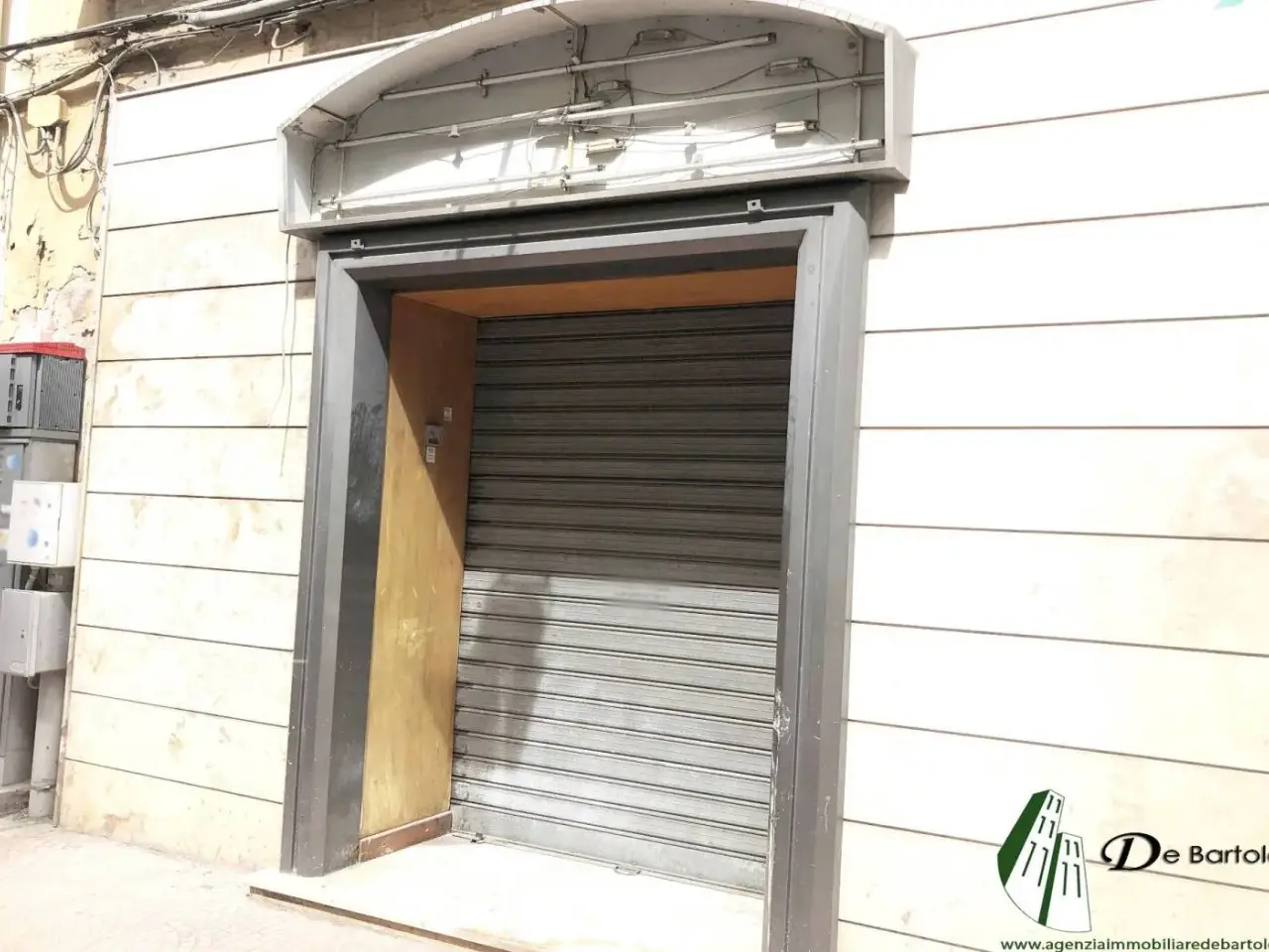 Negozio in Via Giuseppe Mazzini, Taranto, {3} - Foto 1