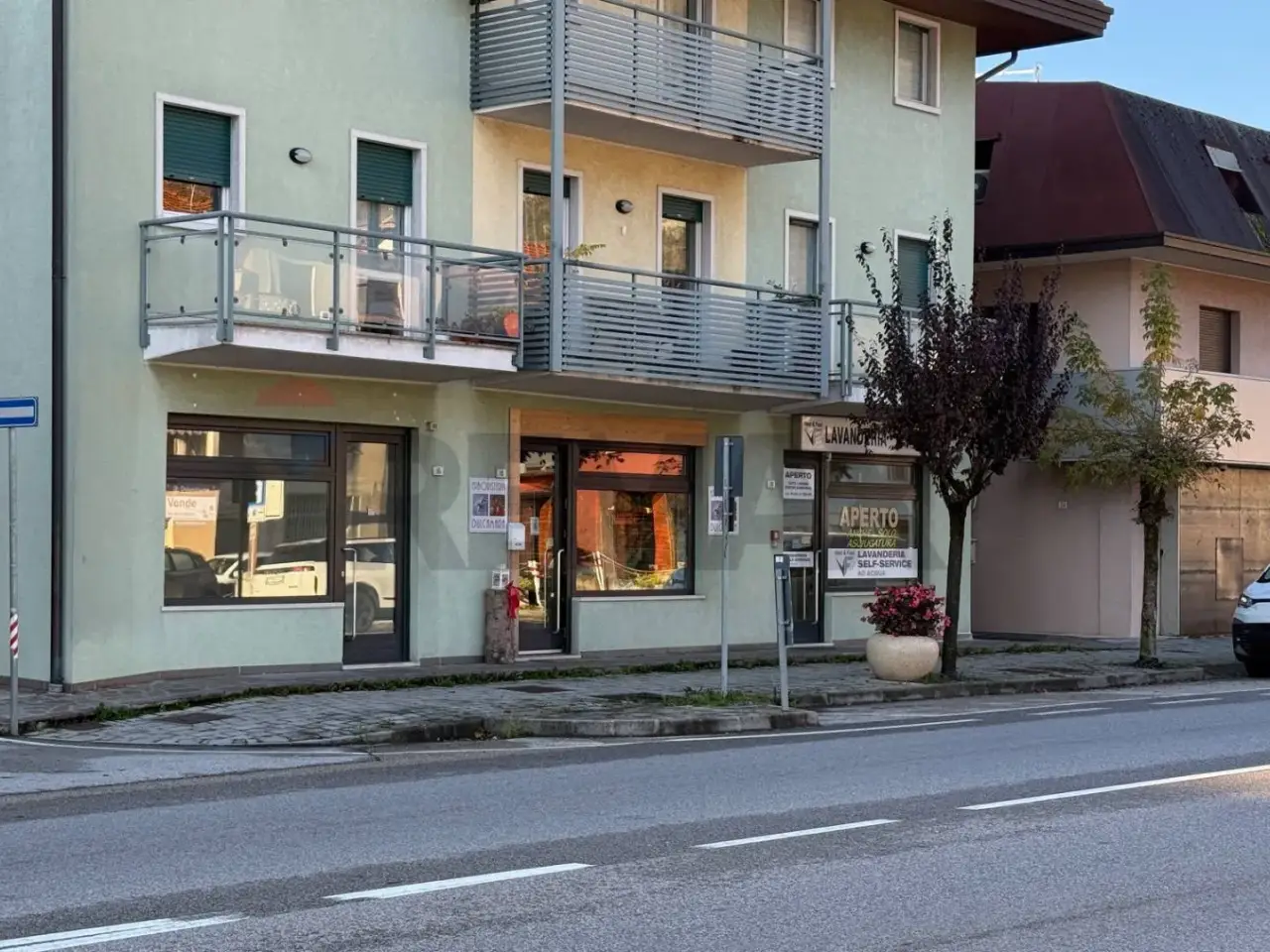 Negozio in Viale Dolomiti 18, Ponte Nelle Alpi, {3} - Foto 1