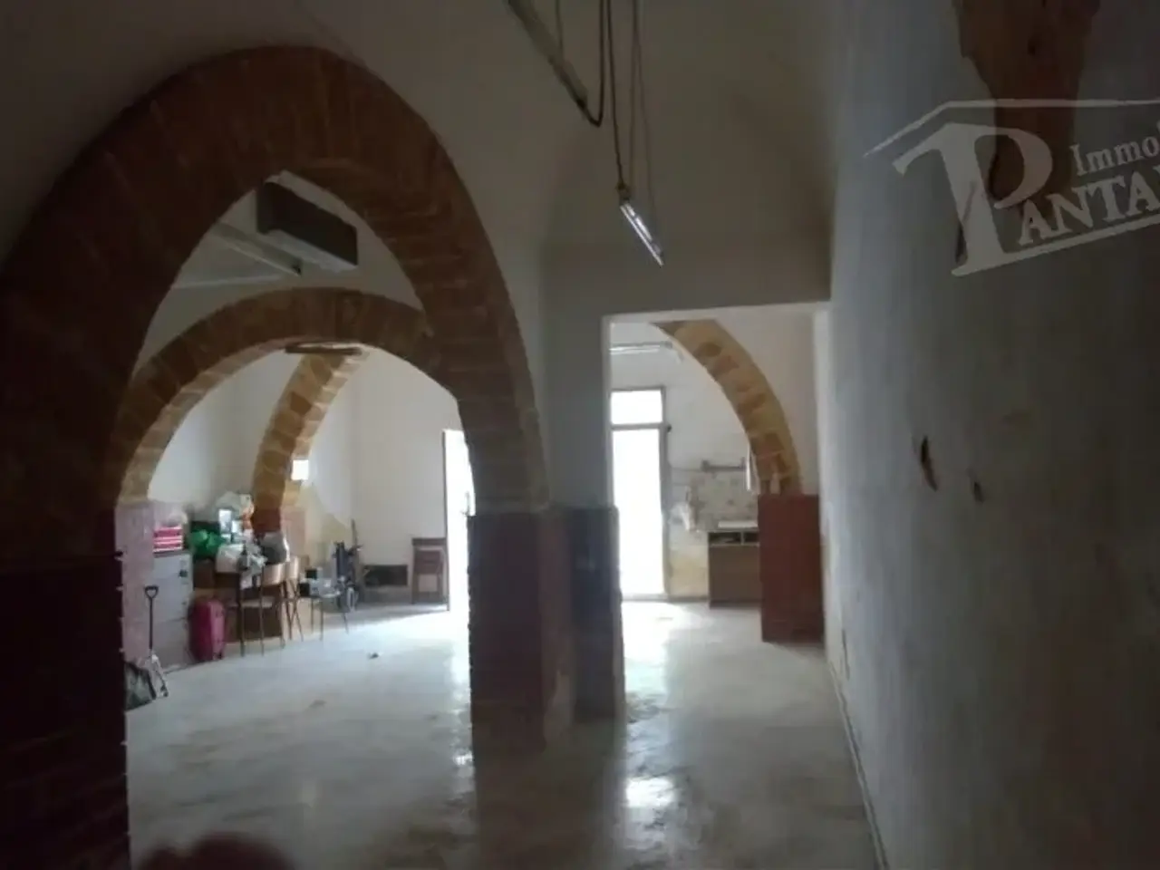 Esercizio commerciale in 
Corso Gramci									, 
Marsala									, Marsala, {3} - Foto 1
