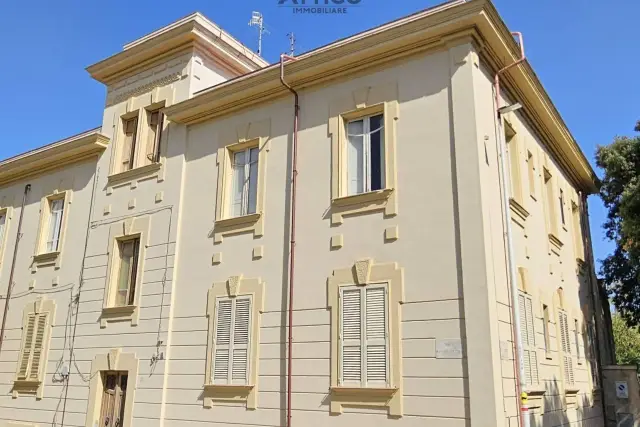 Appartamento in Viale San Francesco 42, Sassari - Foto 1