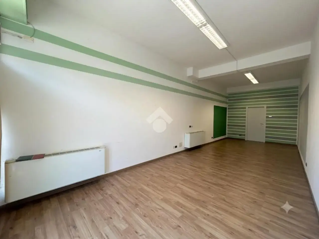 Negozio in Via Verona 33, Bardolino, {3} - Foto 1