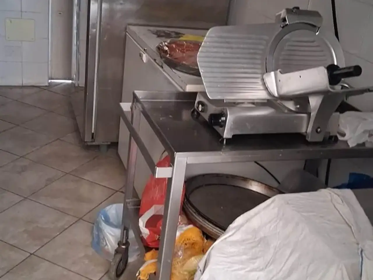 Pizzeria in , Milano, {3} - Foto 2