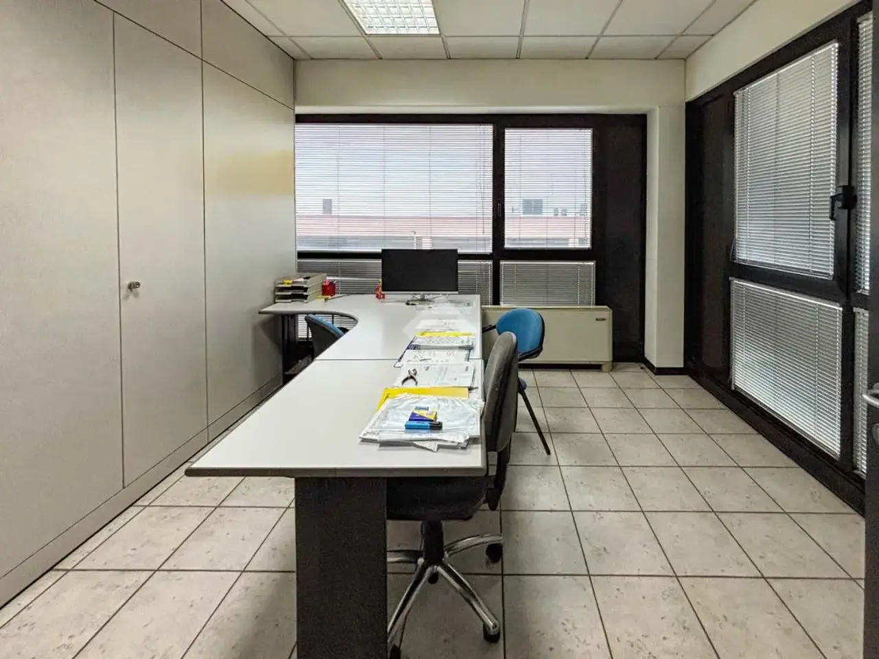 Ufficio in Via Regina Pacis, Sassuolo, {3} - Foto 1