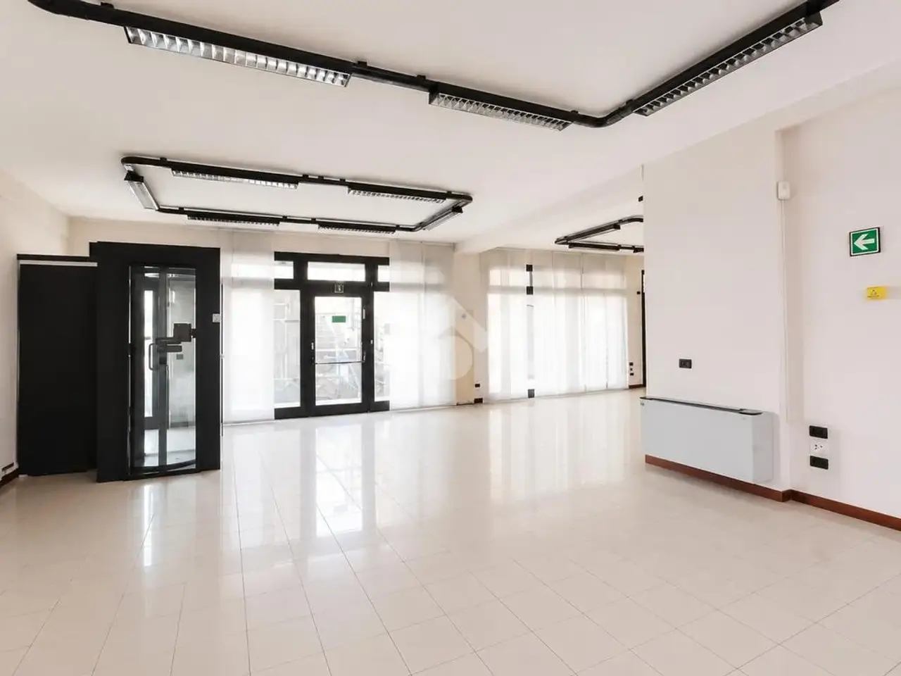Ufficio in Via Raffaello Sanzio, Trezzano Rosa, {3} - Foto 1