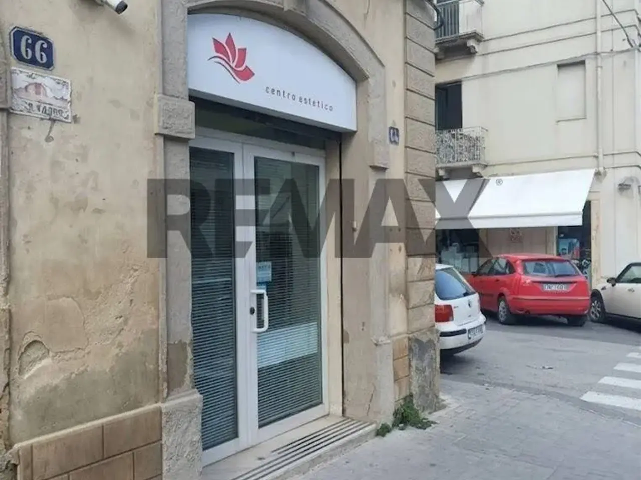 Negozio in Viale Principe Umberto 64, Caltagirone, {3} - Foto 1