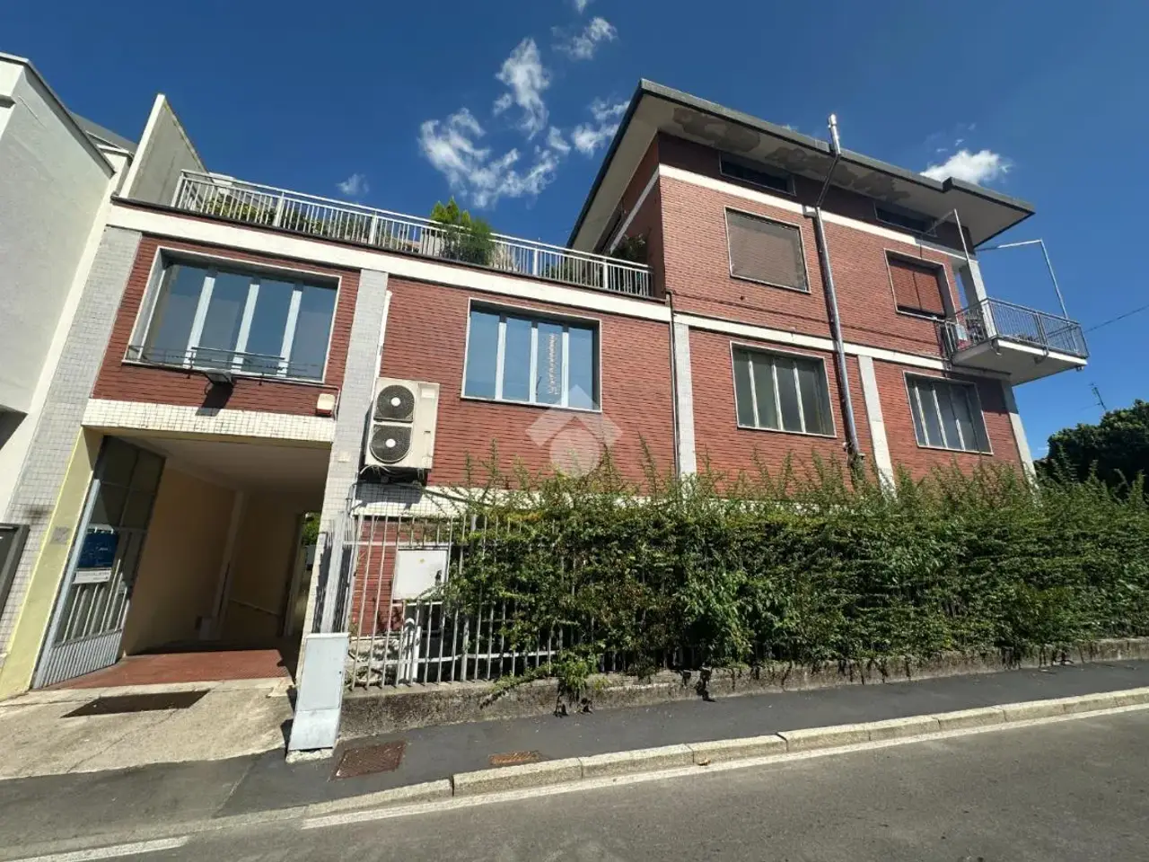 Laboratorio in Via Silvio Pellico 19, Settimo Milanese, {3} - Foto 2