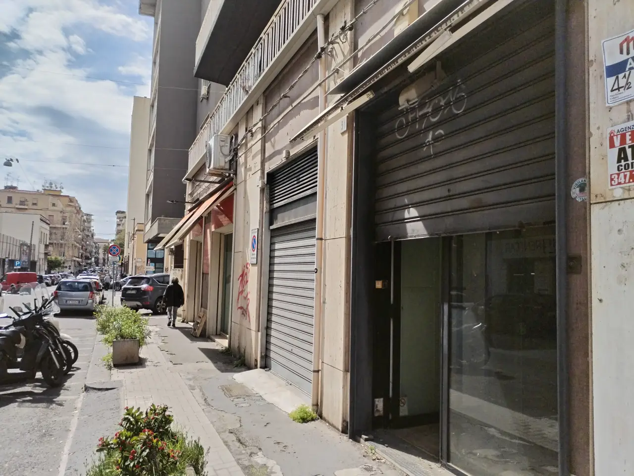 Negozio in Via Pasubio  31, Catania, {3} - Foto 1