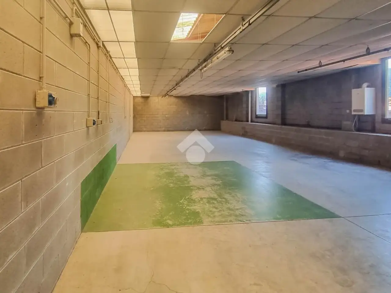 Magazzino in Via Privata Europa 6, Calco, {3} - Foto 2