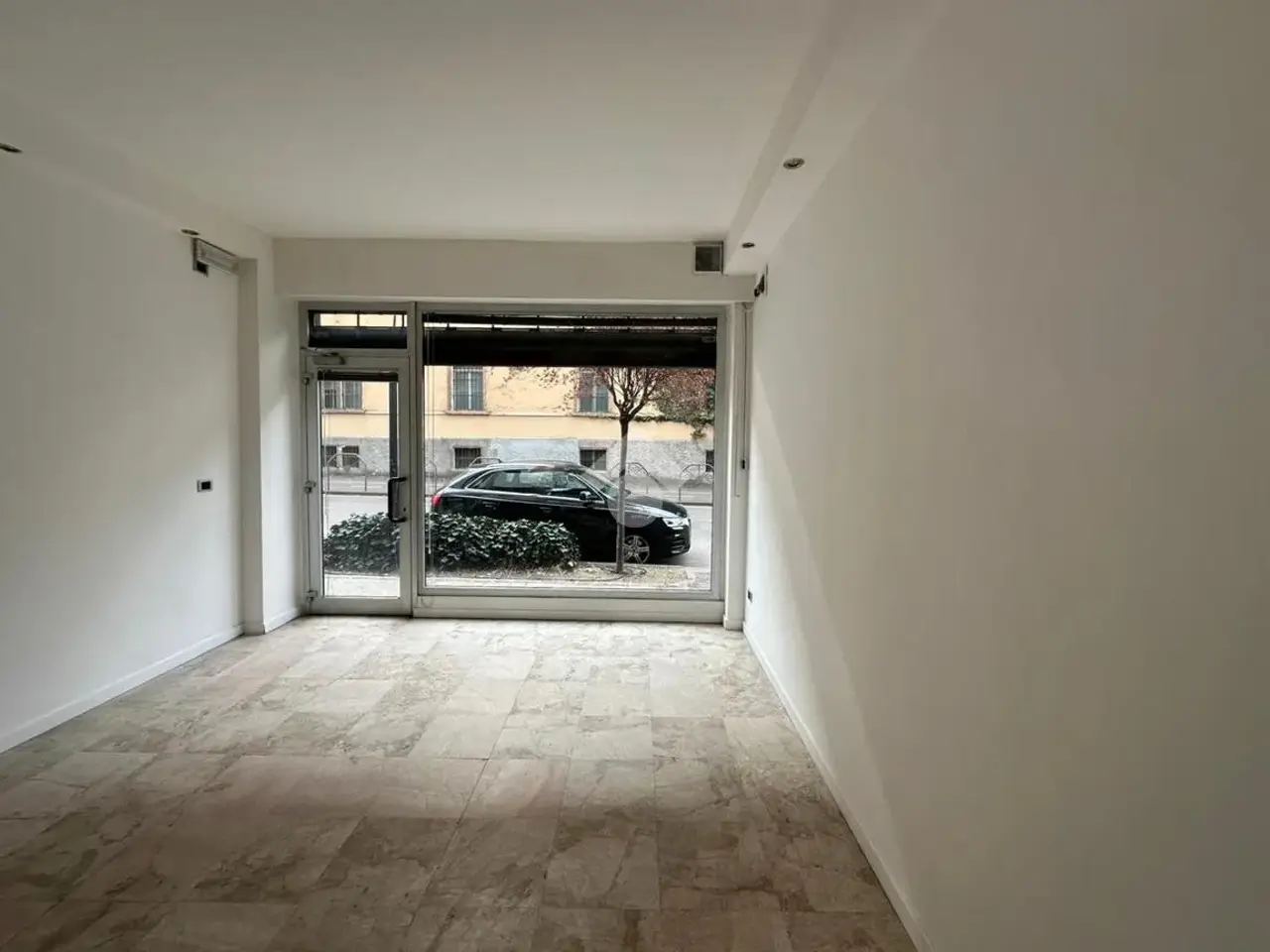 Negozio in Via Fratelli Perini, Trento, {3} - Foto 2
